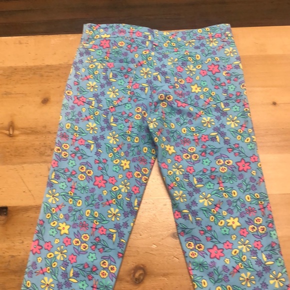 Girls flowered jeans. - Picture 5 of 6